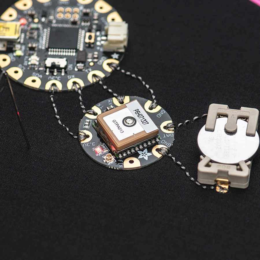 Flora Wearable Ultimate GPS Module - Image 3