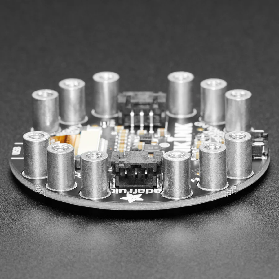 Circuit Playground 200x200 Tri-Color E-Ink Gizmo - E-Ink Display + Audio Amplifier - Image 5
