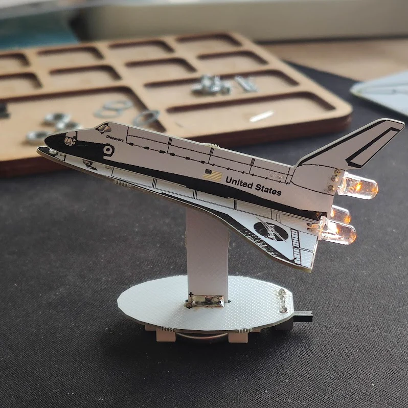 Space Shuttle Discovery Soldering Kit - Image 3