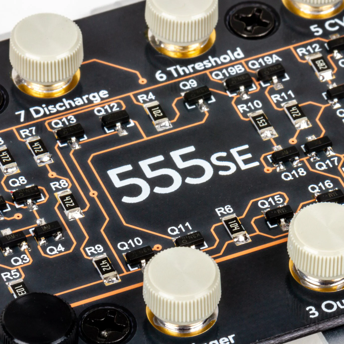 The 555SE Discrete 555 Timer - Image 2